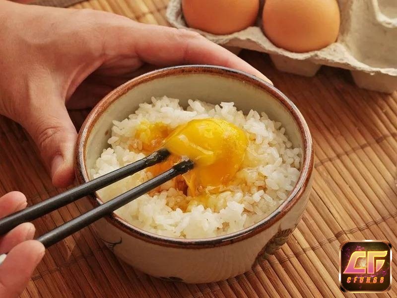Cùng Cfun68 giải mã giấc mơ thấy ăn cơm đánh đề con gì